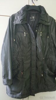 Dámska vetrovka. - 2