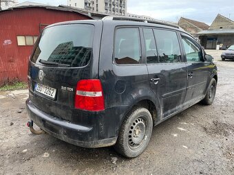 VW Touran 2.0 TDI - 2