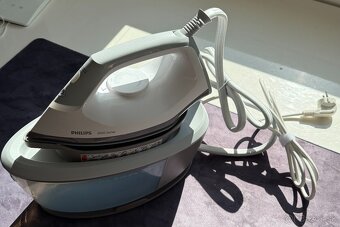 NOVÁ žehlička PHILIPS PSG2000/20 - 2