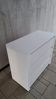 Komoda biela plnovýsuv - 2