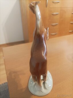 Soška Royal Dux - 2