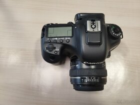 Canon EOS 7D mark II - 2