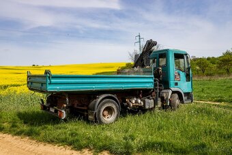 Trojstranný sklápač s hydraulickou rukou Iveco - 2