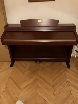 Yamaha Clavinova - 2