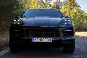 Porsche Cayenne Coupe - 2