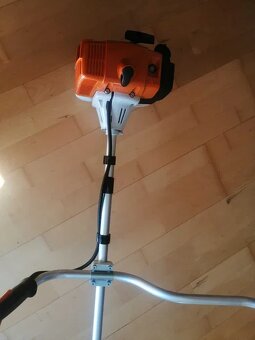 Nový benzínový křovinořez Stihl FS120 + příslušenství - 2