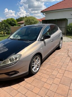 Lancia Delta 1.6jtdm 88kw 2010 - 2