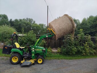 Malotraktor John Deere 2305 - 2