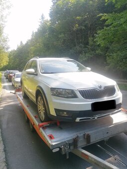 Škoda Octavia 3 scout 2.0TDI 4x4 DSG biela - 2