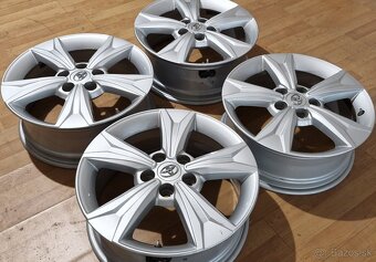 Predám alu. disky orig. Toyota 5x114,3 R17 + TPMS - 2
