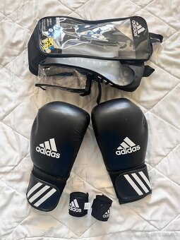 Boxing kit Adidas, Boxerske rukavice, Box 12-OZ - 2