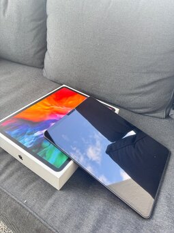 iPad Pro 12,9″ (4. gen.) · A12Z Bionic · 256 GB · Wi-Fi - 2