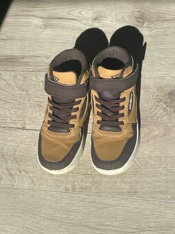Umbro jesenne/ zimné topanky 30 - 2