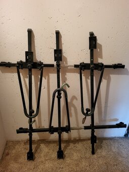 Predám strešný nosič na 3 bicykle - 2