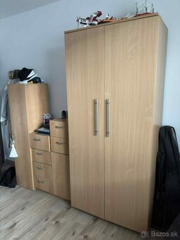 Zostava nábytku do detskej/študentskej izby alebo pracovne - 2