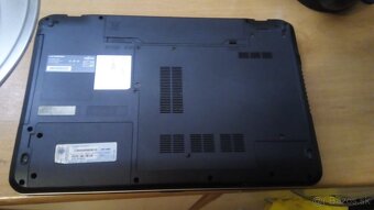 Fujitsu Lifebook AH531 na diely - 2