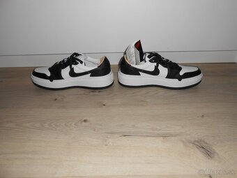 Predam nove original tenisky znacky NIKE AIR JORDAN ELEVATE - 2