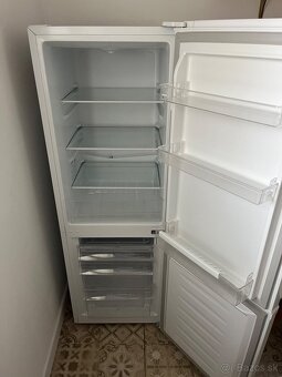 Kombinovana chladnicka Philco 165 E - 2