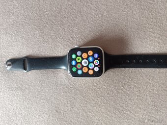 ⌚ Apple Watch SE (2. generácia) – skvelý stav + viac remienk - 2