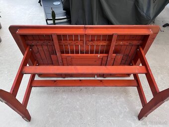 Stôl + kreslá 6 ks - 2