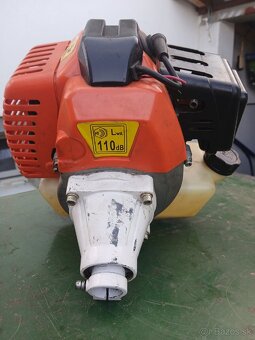 Predám funkčný motor na krovinorez - 2