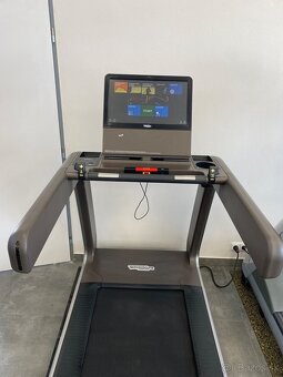 Technogym Artis Run – TOP běžecký pás s LCD, Unity 2 - 2