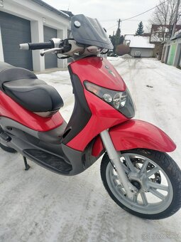 Piaggio Beverly 200 - 2