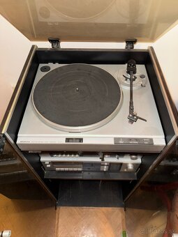 Predám gramofón +platne - 2