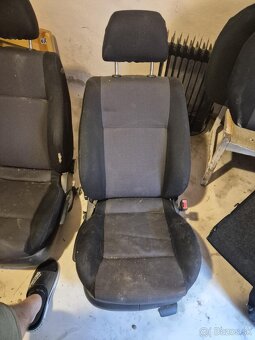 Predám zachovalé sedačky golf 4 - 2