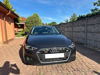 2022 Audi A4 Avant Quattro - 2