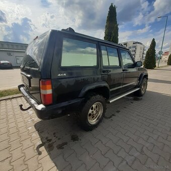 Predam jeep cherokee XJ - 2
