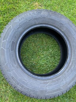235/65 R16C zimne pneu Continental - 2