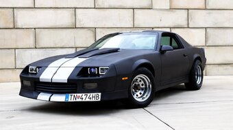 Chevrolet Camaro 5.0 V8 manuál 1988 128 kW - 2