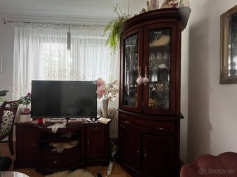 Vytrina a tv komoda - 2