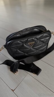 Kabelka Guess - 2