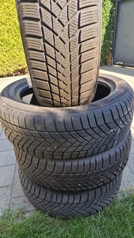 Zimne pneumatiky 205/55 R17 - 2