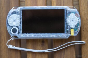 Sony PSP 1004 v priehľadnom prevedení 64 GB - 2