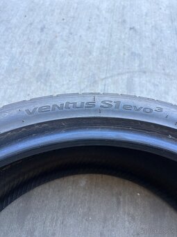 Hankook 245/35 ZR20 - 2
