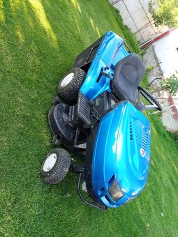 Predám kosačkovy traktor - 2