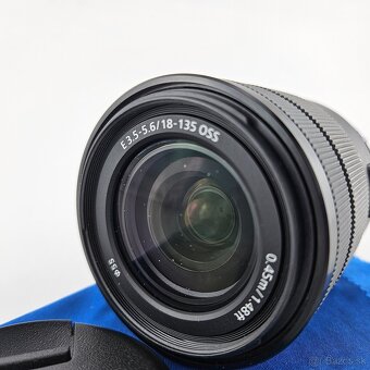 Sony E 18-135mm F3.5-5.6 OSS - 2