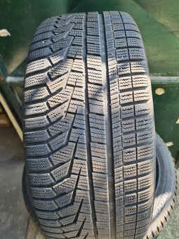 235/45 R18 98V - 2