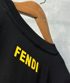 Panske oversized tricko Fendi - cierne - 2