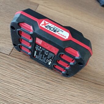 AKU 2.0 Ah + nabíjačka Parkside - 2