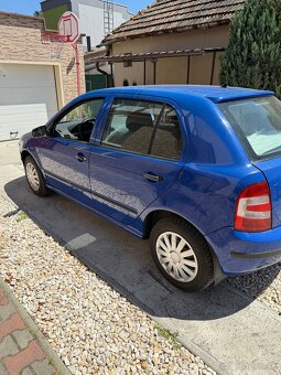 Skoda fabia 1.2HTP - 2