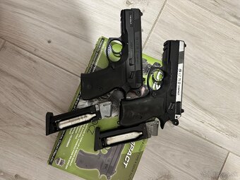 2x airsoftová zbraň - 2