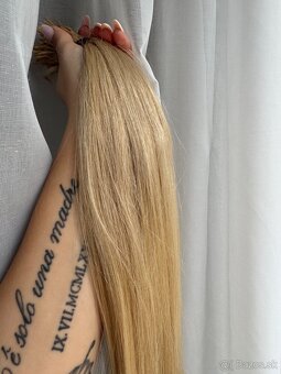 PREDÁM ŽIVÉ VLASY BLOND 55cm 160 prameňov - 2