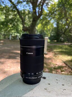 Canon EF-S 55-250mm f/4-5.6 IS STM + Sirokouhlý objektiv 10- - 2
