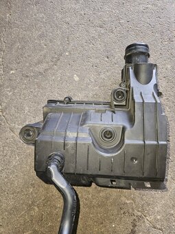 Obal vzduchoveho filtra octavia 3 golf 7 1.6 tdi - 2