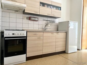 PRENÁJOM veľký 3i byt Bratislava, Karlova Ves, ul. Beniakova - 2