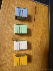 Stohovateľné boxy pre SMD súčiastky - darujem - 2